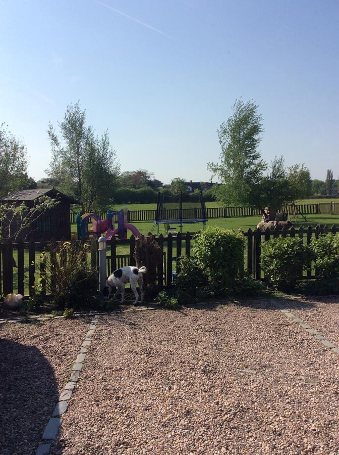 The Barn Bed And Breakfast Hale  外观 照片