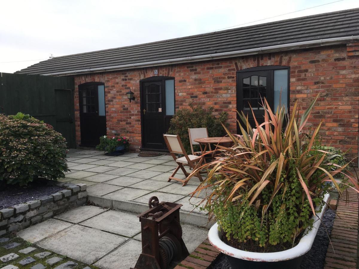 The Barn Bed And Breakfast Hale  外观 照片