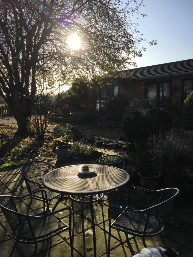 The Barn Bed And Breakfast Hale  外观 照片